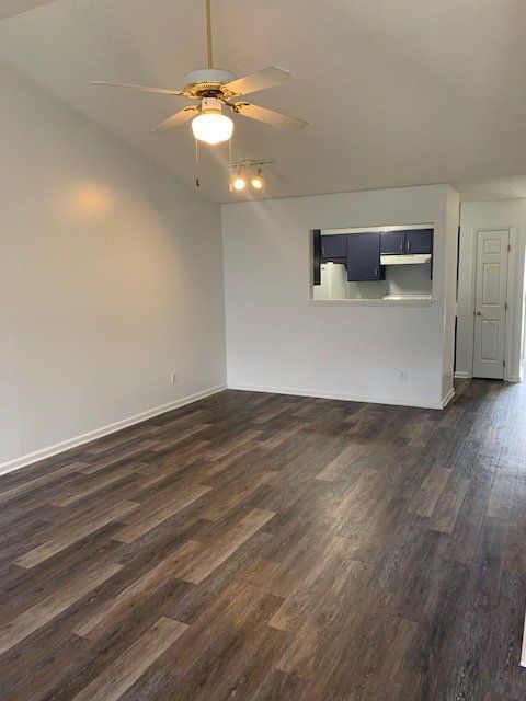 2 Bed 2 Bath Duplex with Garage in Paladin Place property image