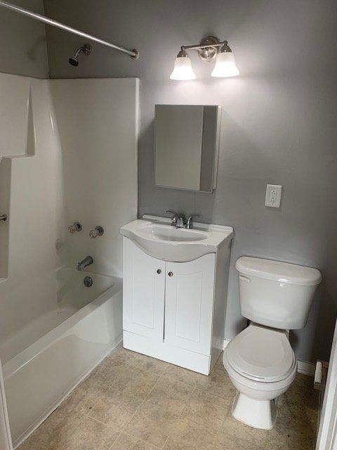 1 Bed 1 Bath Apt. at The Edge Of Campus property image