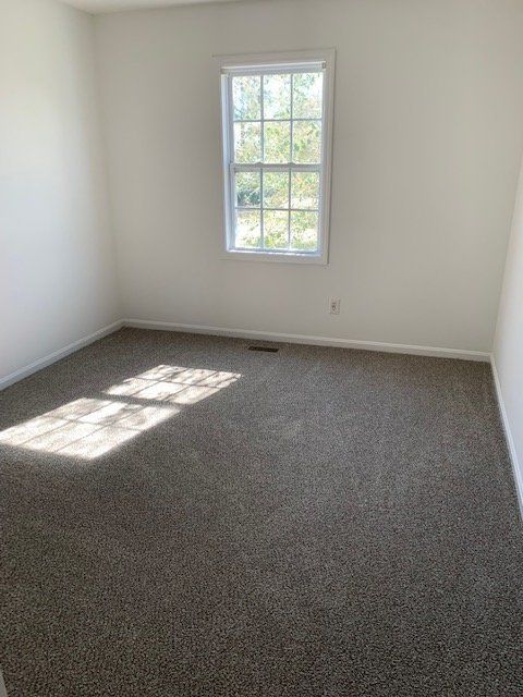 3 Bed 2 Bath Townhouse in Cobblestone property image